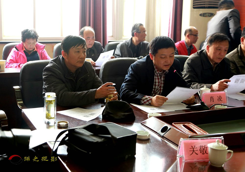 全椒摄协主席肖淩与苗主席在大会现场.JPG