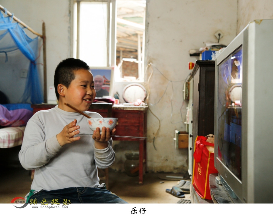 张万力 《乐仔》.JPG