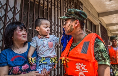 2.《叔叔,您辛苦了!》朱维霞.JPG