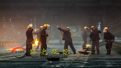 《这里的黎明》郑 富 宝.JPG