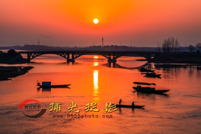 《晨曲渔早》常勤春.JPG