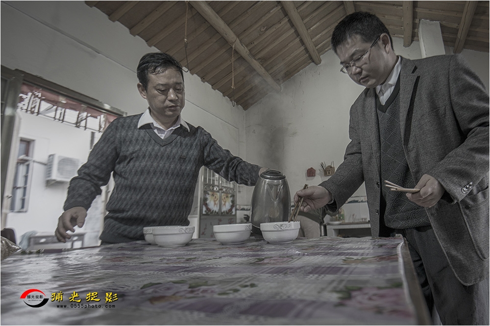 8《我的扶贫队长》.jpg