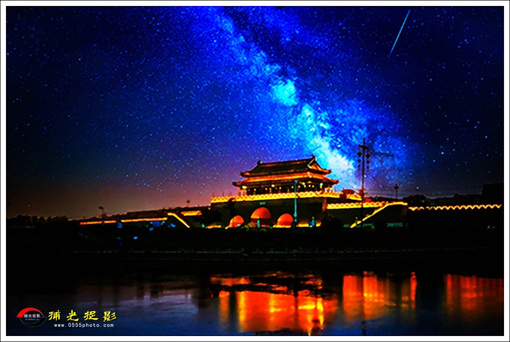 张俊安 古城之夜.jpg